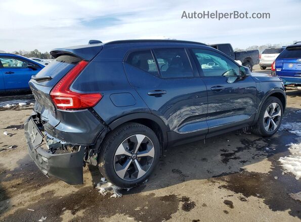 YV4K92UC1T2736157 2026 VOLVO XC40 Синий Задняя правая четверть