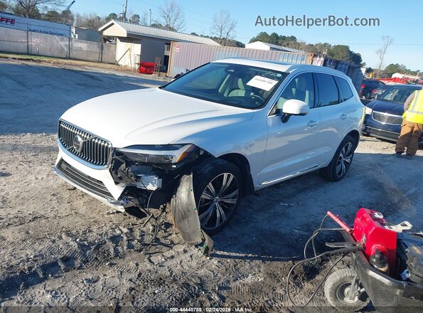 YV4L12DA6P1352459 2023 VOLVO XC60 White Vista tres cuartos delantera izquierda
