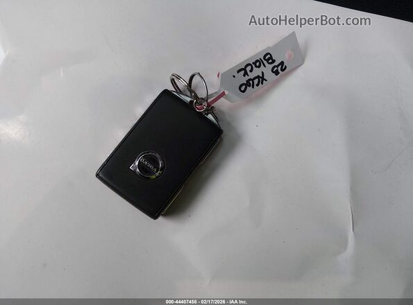 YV4L12RV3P1379839 2023 VOLVO XC60 Черный Вид панели приборов
