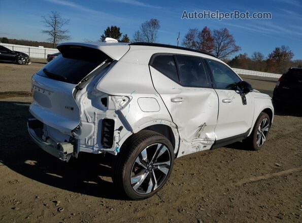YV4L12UC7S2491410 2025 VOLVO XC40 Белый Задняя правая четверть