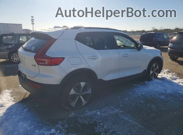 YV4L12UC8S2472302 2025 VOLVO XC40 Белый Задняя правая четверть