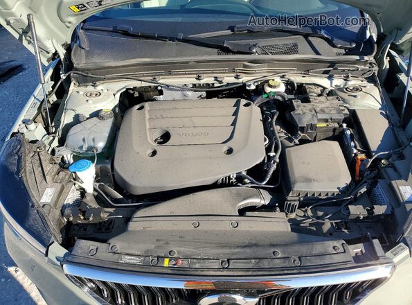 YV4L12UE4S2547336 2025 VOLVO XC40 Green Widok komory silnika
