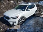 2025 Volvo Xc40 B5 Plus Bright Theme Белый vin: YV4L12UE9S2516390