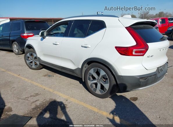 YV4L12UN0P2913770 2023 VOLVO XC40 Белый Задняя левая четверть