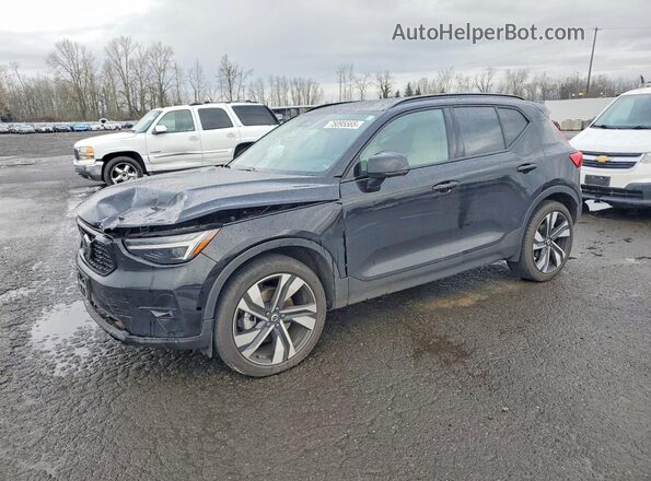 YV4L12UX0P2099055 2023 VOLVO XC40 Черный Передняя левая четверть