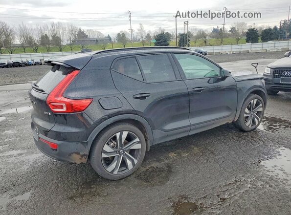 YV4L12UX0P2099055 2023 VOLVO XC40 Черный Задняя правая четверть