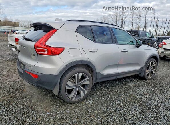 YV4L12UX2P2002969 2023 VOLVO XC40 Silver Tył prawy