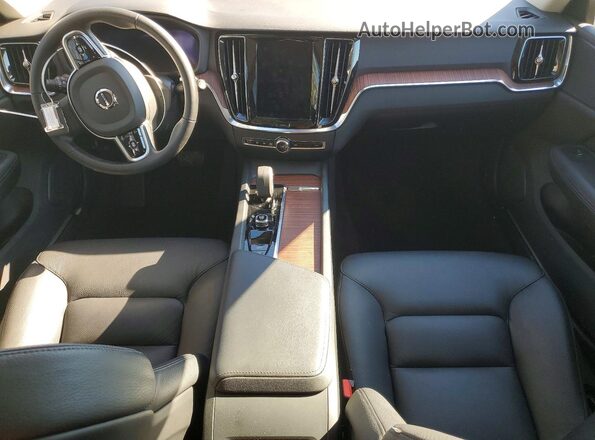 YV4L12WK7S2147595 2025 VOLVO V60 Серебряный Вид панели приборов