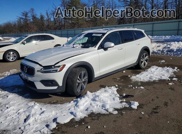 YV4L12WY6R2141074 2024 VOLVO V60 Белый Передняя левая четверть