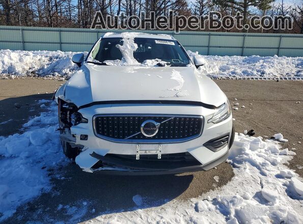 YV4L12WY6R2141074 2024 VOLVO V60 Белый Вид спереди