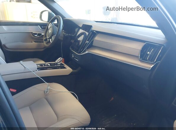 YV4M12PJ5T1435438 2026 VOLVO XC90 Синий Вид салона спереди