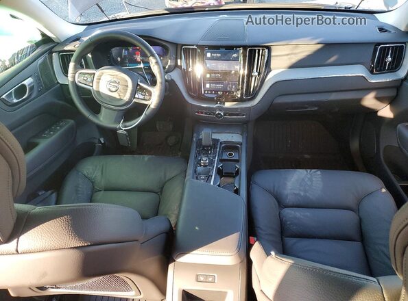 YV4M12RC1S1213962 2025 VOLVO XC60 Black Вид панелі приладів