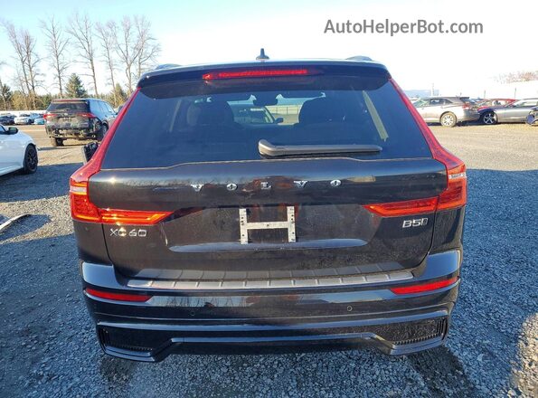 YV4M12RC1S1213962 2025 VOLVO XC60 Black Вид ззаду