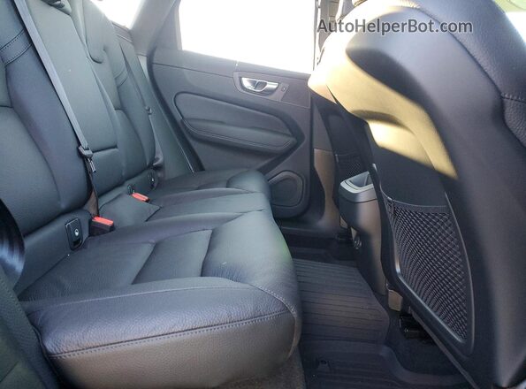 YV4M12RC1S1213962 2025 VOLVO XC60 Black Вид задньої частини салону