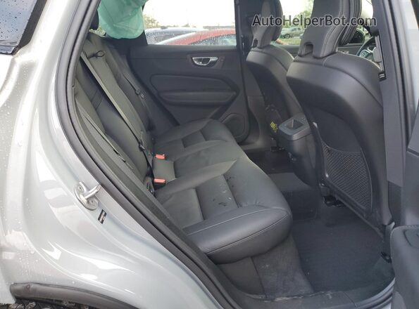 YV4M12RC5S1133452 2025 VOLVO XC60 Серый Вид задней части салона