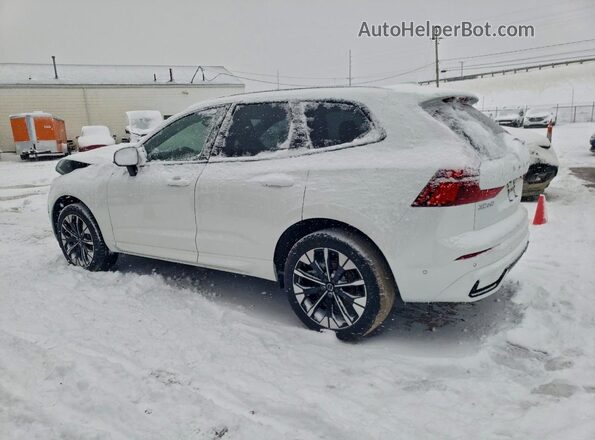 YV4M12RC7T1393773 2026 VOLVO XC60 Белый Задняя левая четверть