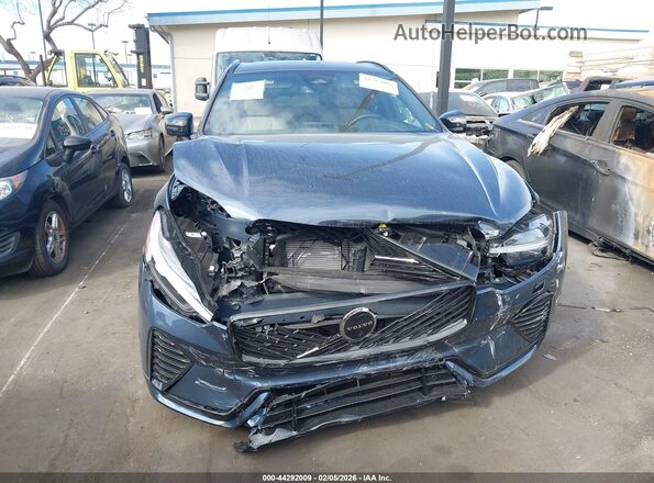 YV4M12RCXT1375185 2026 VOLVO XC60 Blue Вид задньої частини салону