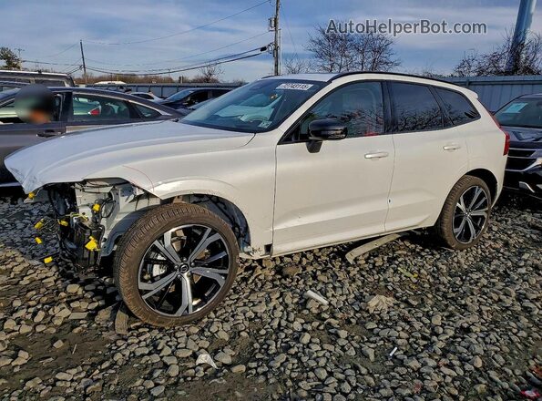 YV4M12RM5S1222284 2025 VOLVO XC60 Белый Передняя левая четверть