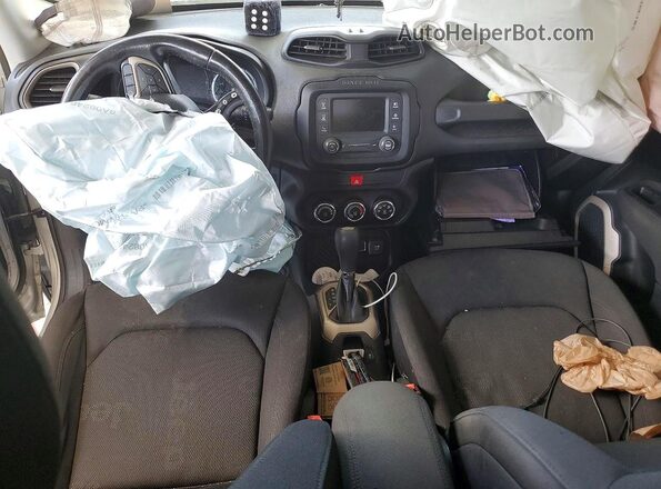 ZACCJABB3HPG37775 2017 JEEP RENEGADE Серебряный Вид щитка приборов