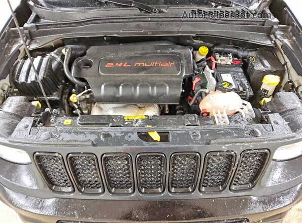 ZACNJABB1KPJ80400 2019 JEEP RENEGADE Black ძრავის განყოფილების ხედი