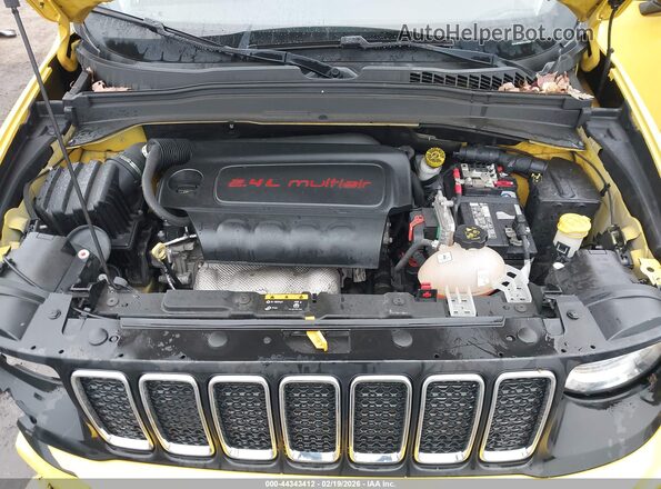 ZACNJBAB2KPJ78324 2019 JEEP RENEGADE Yellow Widok z tyłu