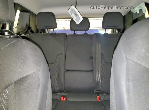 ZACNJBB18KPK42243 2019 JEEP RENEGADE Gray Widok tylnych siedzeń
