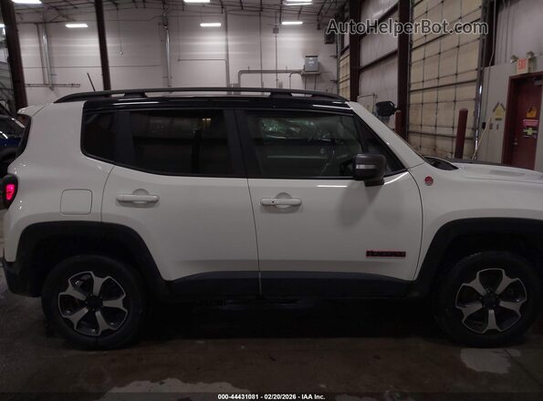 ZACNJBC13KPK13117 2019 JEEP RENEGADE White Vista interior trasera