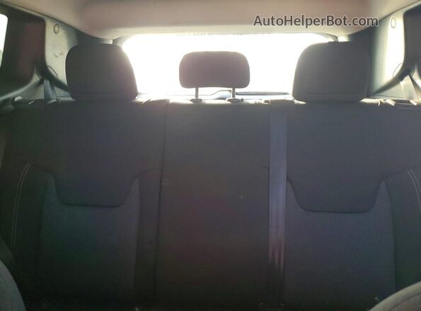 ZACNJCAB4MPM32429 2021 JEEP RENEGADE Красный Вид задних сидений