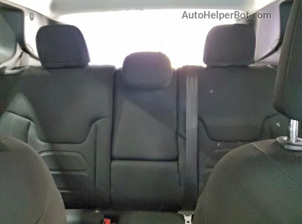 ZACNJDB11NPN50371 2022 JEEP RENEGADE Бирюзовый Вид задних сидений
