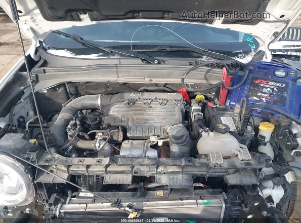 ZACNJDB14NPN69819 2022 JEEP RENEGADE Белый Вид сзади