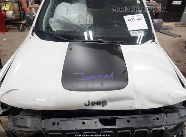 ZACNJDC13MPM29032 2021 JEEP RENEGADE White უკანა ხედი