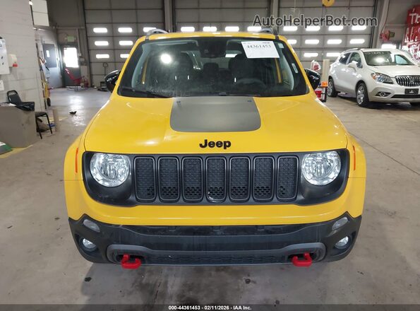 ZACNJDC13PPP55448 2023 JEEP RENEGADE Yellow Rear interior view