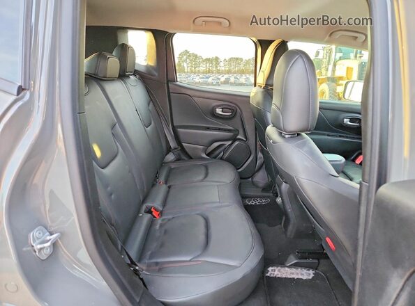 ZACNJDC14PPP28016 2023 JEEP RENEGADE Gray Rear interior view