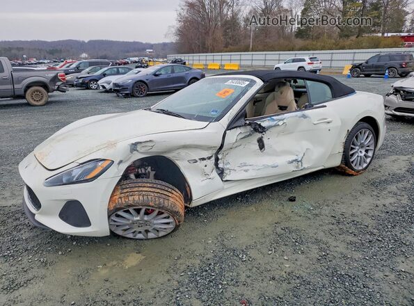 ZAM45VMA9J0273437 2018 MASERATI GRANTURISM White Vista tres cuartos delantera izquierda