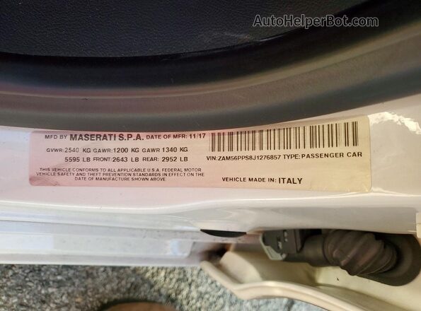 ZAM56PPS8J1276857 2018 MASERATI QUATTROPOR White Widok komory silnika