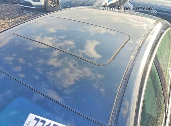 ZAM56YRA5J1286580 2018 MASERATI QUATTROPOR Black Widok komory silnika
