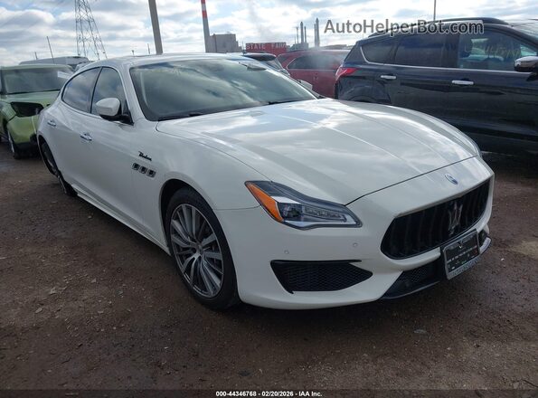 ZAM56YRMXN1388375 2022 MASERATI QUATTROPOR Белый Передняя правая четверть