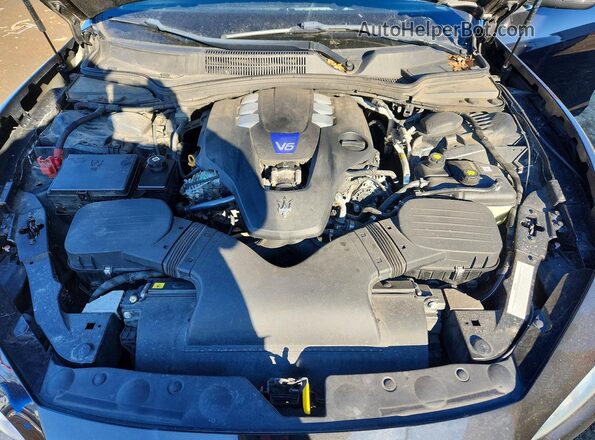 ZAM57RTA5H1213277 2017 MASERATI GHIBLI Черный Вид задней части салона