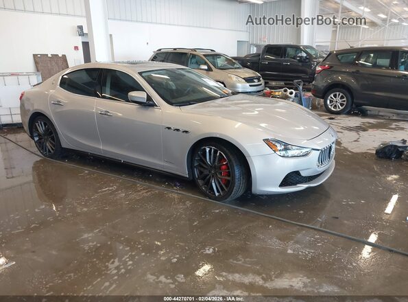 ZAM57RTA7H1240545 2017 MASERATI GHIBLI Серебряный Передняя правая четверть