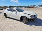 2018 Maserati Ghibli S White vin: ZAM57YSA7J1277113