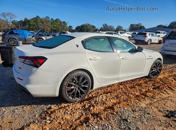 ZAM57YSM4NX394435 2022 MASERATI GHIBLI Белый Задняя правая четверть