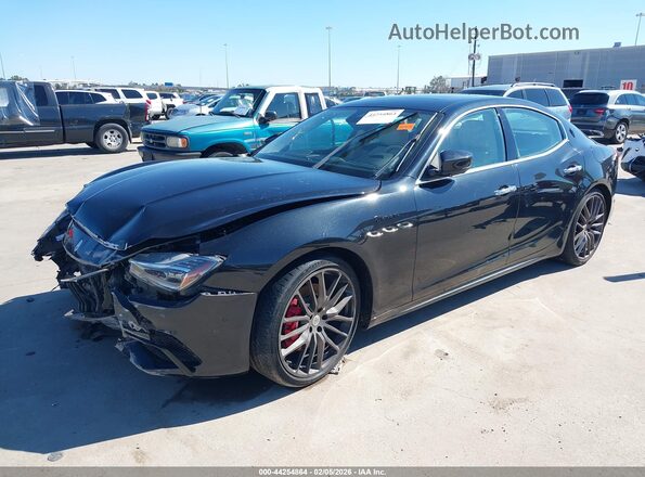 ZAM57YTM4NX399942 2022 MASERATI GHIBLI Черный Передняя левая четверть