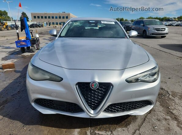 ZARFAEDN0H7529063 2017 ALFA ROMEO GIULIA Серебряный Вид спереди