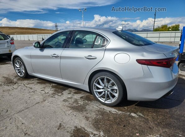 ZARFAEDN0H7529063 2017 ALFA ROMEO GIULIA Серебряный Задняя левая четверть