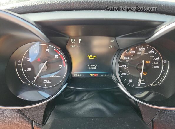 ZARFAEDN0H7529063 2017 ALFA ROMEO GIULIA Серебряный Вид щитка приборов