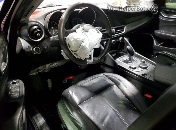 ZARFAEDN2J7565052 2018 ALFA ROMEO GIULIA Blue Widok deski rozdzielczej