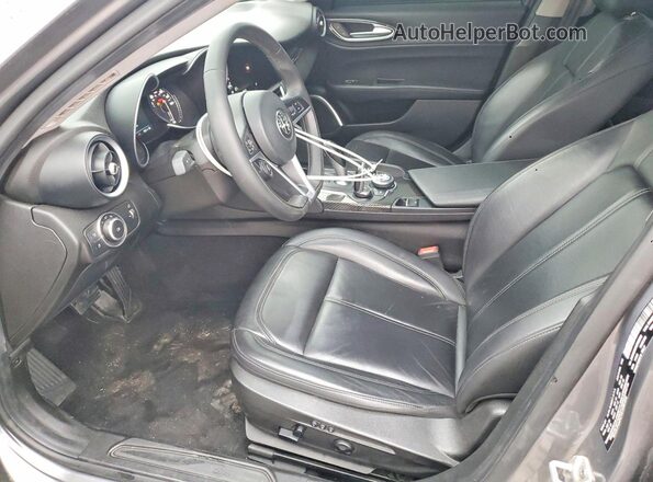 ZARFAMAN1K7608649 2019 ALFA ROMEO GIULIA Серый Вид салона спереди
