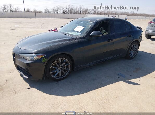ZARFAMAN3N7655489 2022 ALFA ROMEO GIULIA Черный Передняя левая четверть