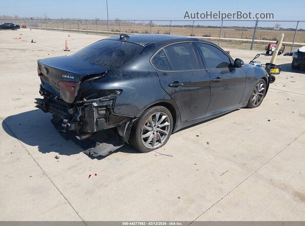 ZARFAMAN3N7655489 2022 ALFA ROMEO GIULIA Черный Задняя правая четверть