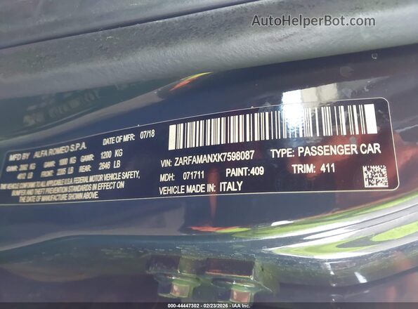 ZARFAMANXK7598087 2019 ALFA ROMEO GIULIA Dark Blue Вид подкапотного пространства